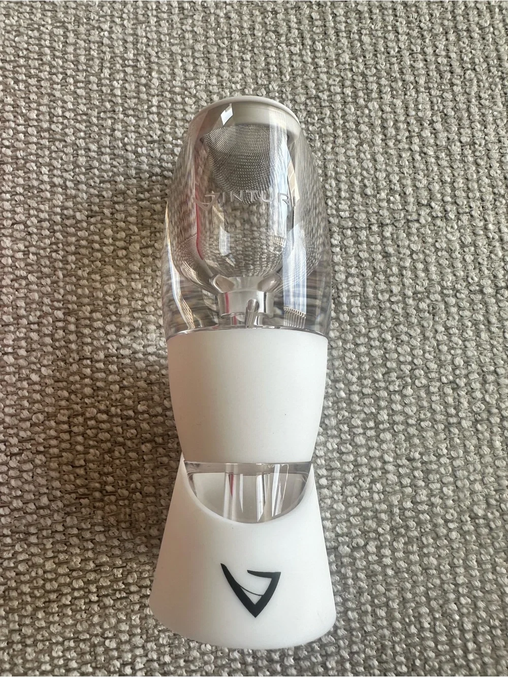 NWOT- Vinturi - White Wine Aerator in Clear/White